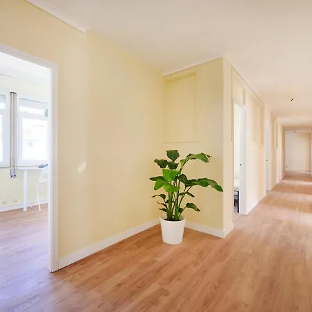 Sunny Balcony - Marques De Pombal Лиссабон